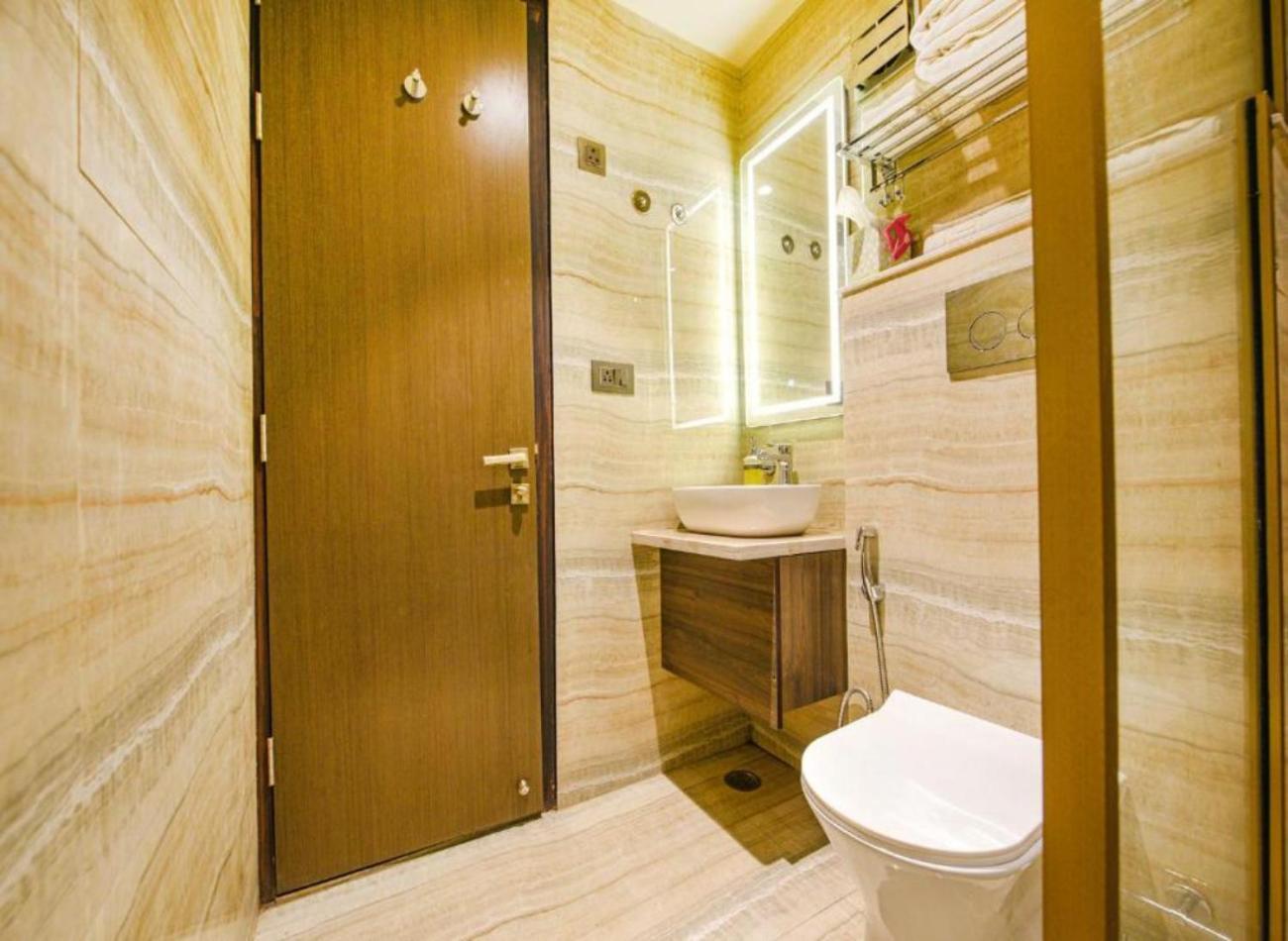 Hotel Cullinan By Qotel Janakpuri Delhi  Esterno foto