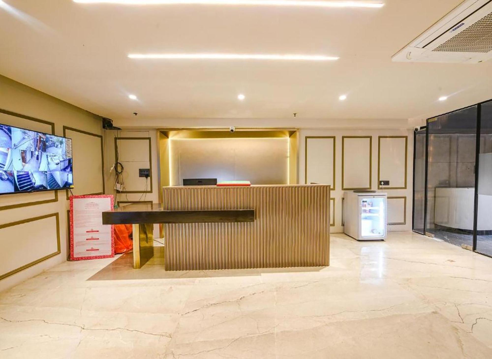 Hotel Cullinan By Qotel Janakpuri Delhi  Esterno foto